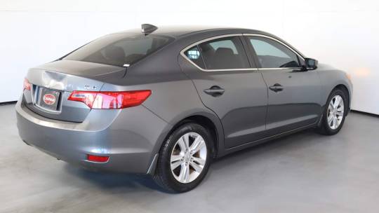 2013 Acura ILX