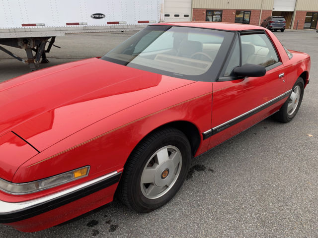 buick reatta 1988 58k mi 3800 coupe red classic sports coupe garage queen, cover