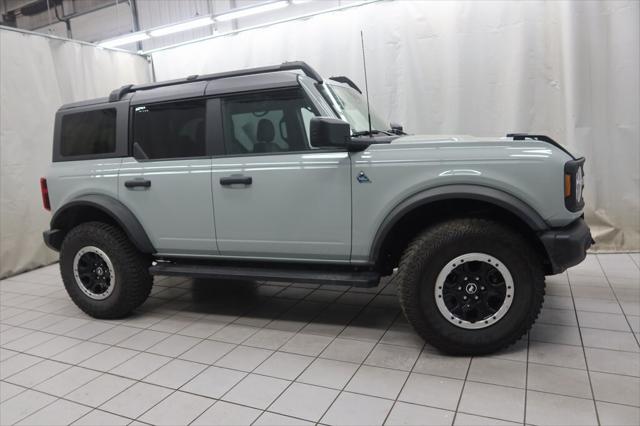 2023 ford bronco black diamond