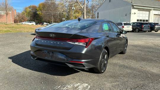 2022 Hyundai Elantra