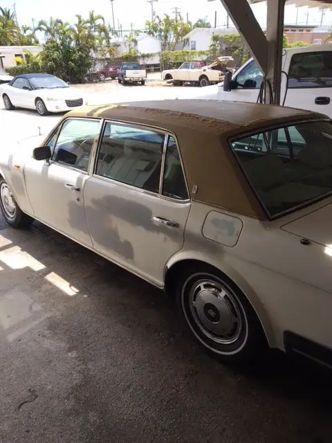 1987 rolls royce silver spur **lowered reserve** can't beat this new price!!