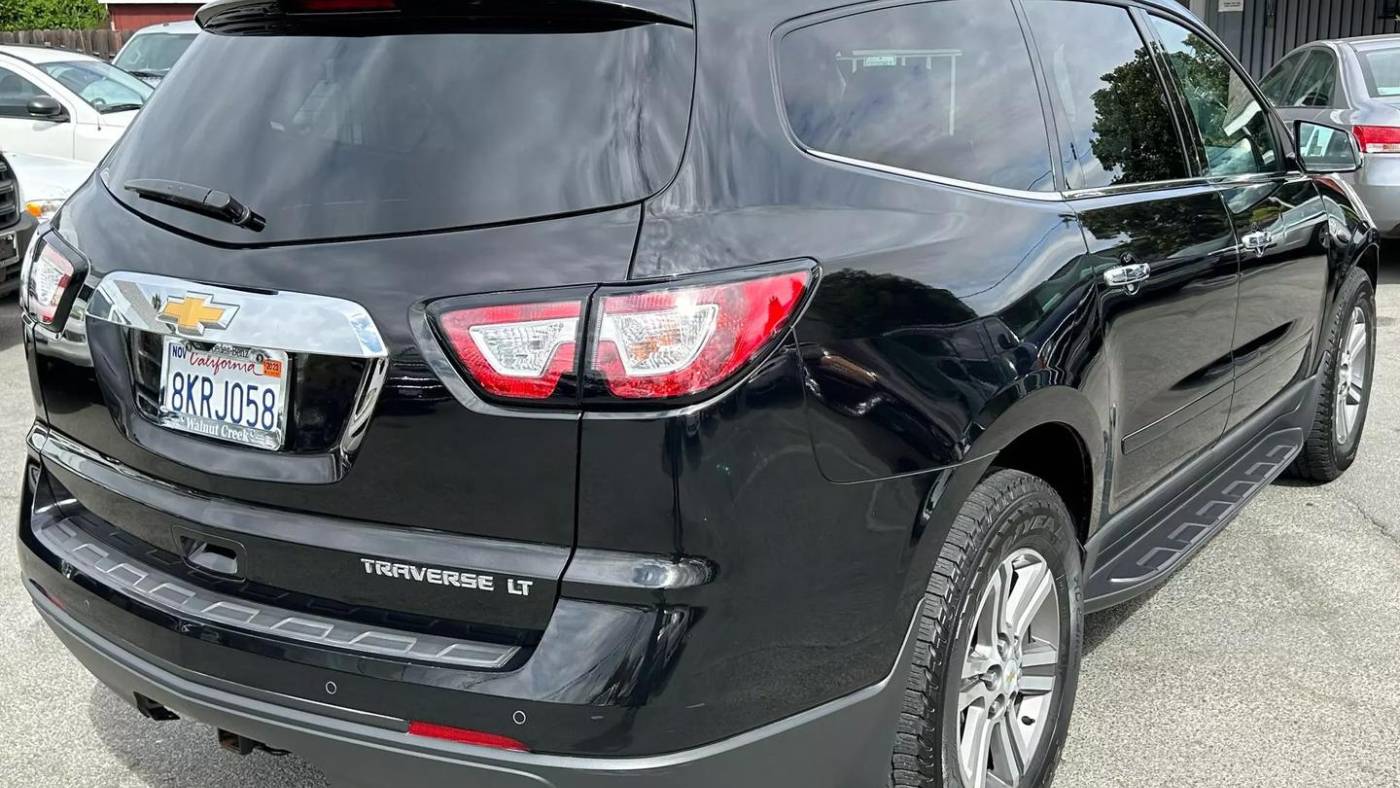 2016 chevrolet traverse lt
