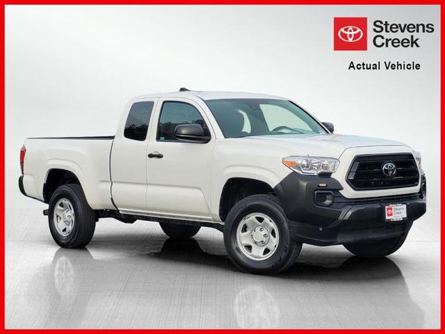 2022 toyota tacoma sr