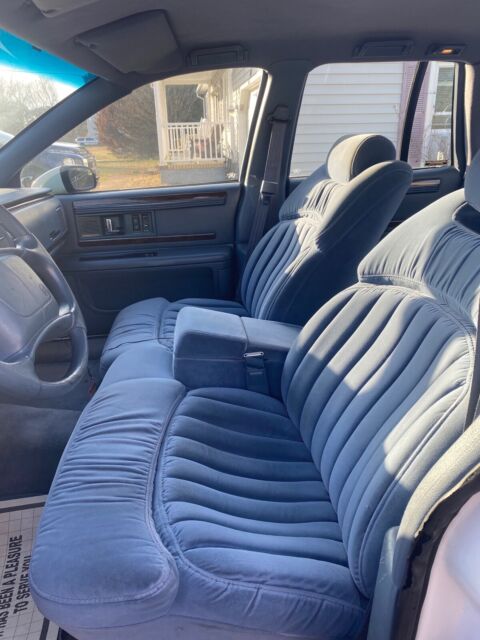 1994 buick roadmaster sedan white rwd automatic