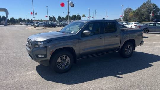 2025 Nissan Navara (Frontier) sv