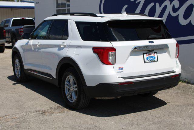 2023 ford explorer xlt