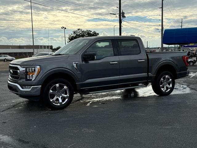 2021 ford f-150 xlt