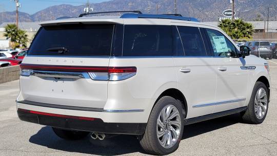2024 Lincoln Navigator