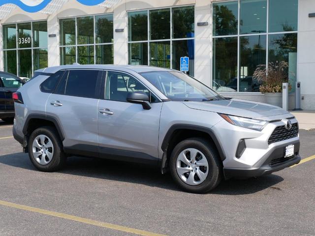 2023 toyota rav4 le