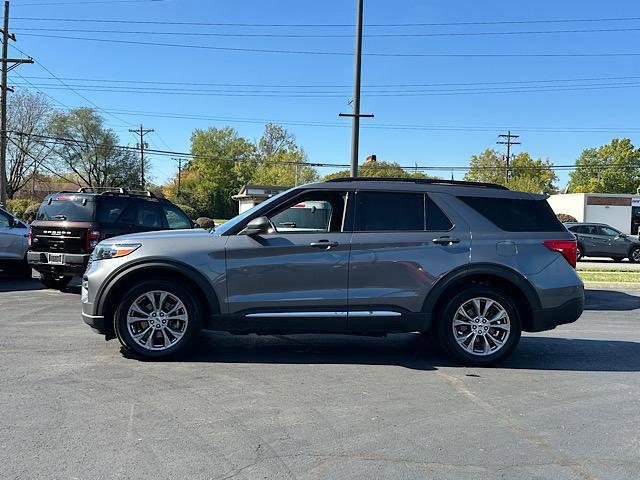 2022 ford explorer xlt
