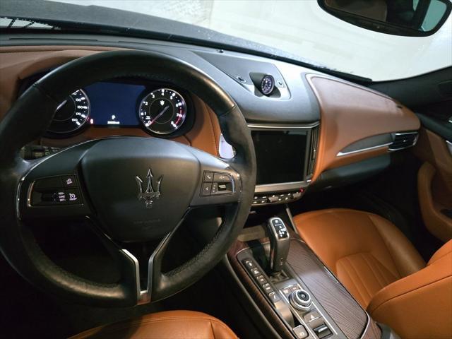 2021 maserati levante base