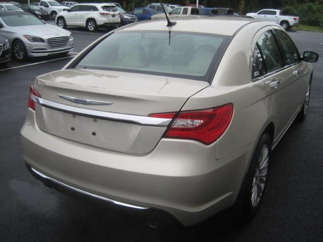 2013 chrysler 200 limited limited 4dr sedan for sale in manor, delaware