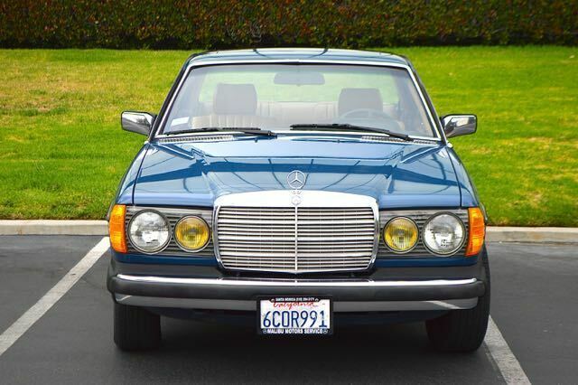 1982 mercedes 300cd turbo diesel w. only 136k miles orig. paint gorgeous