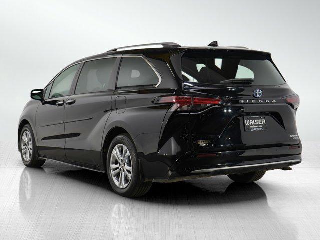 2022 toyota sienna platinum