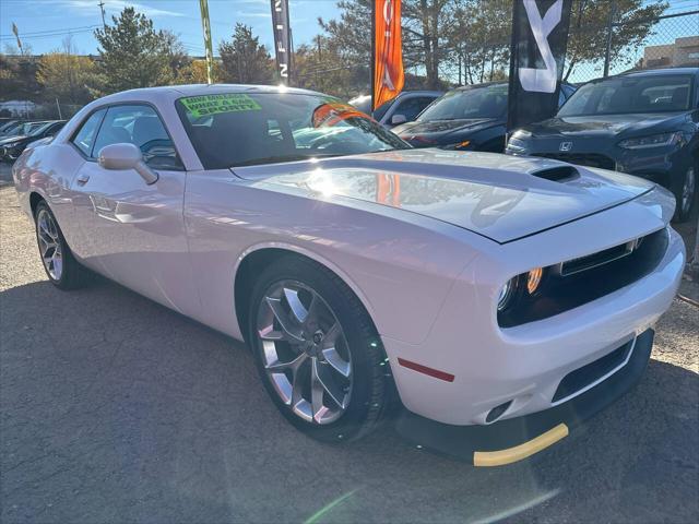 2022 dodge challenger gt