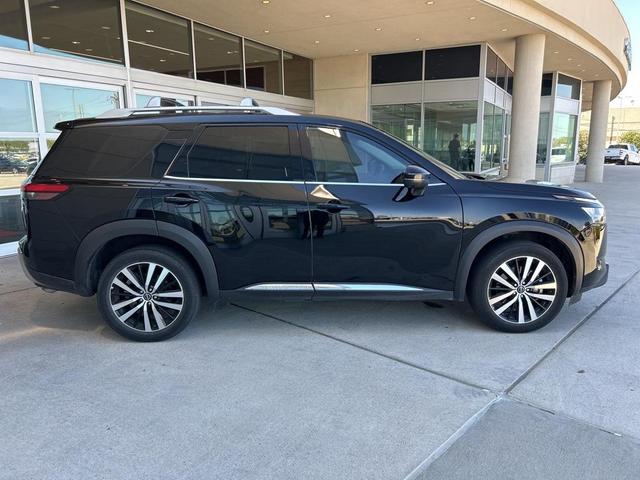 2023 nissan pathfinder platinum