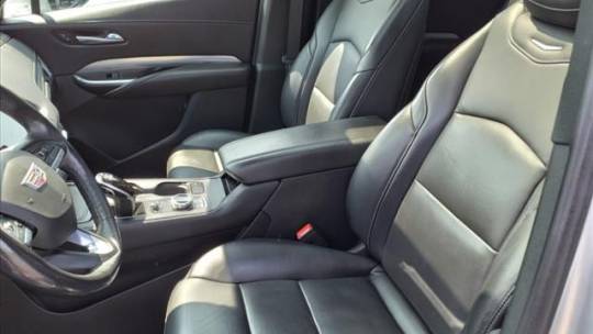 2021 cadillac xt4 premium luxury