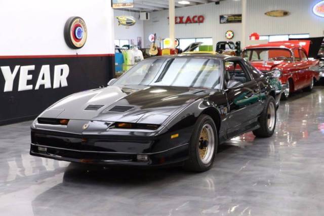 1988 pontiac firebird trans am gta 2dr hatchback 49,000 miles black auto leather