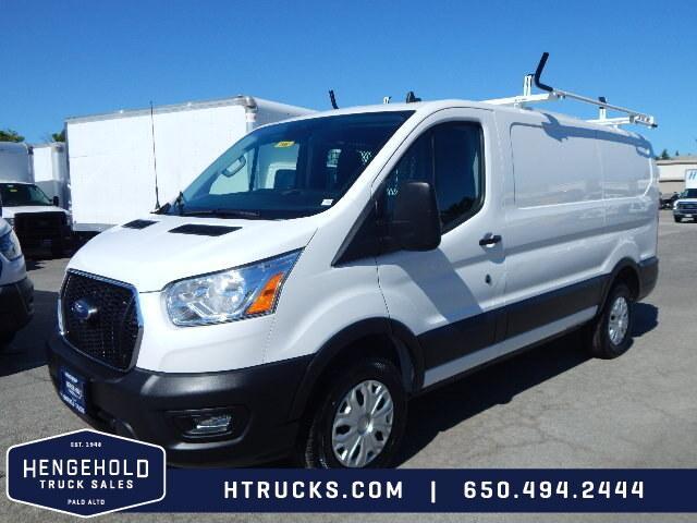 2022 ford transit-250