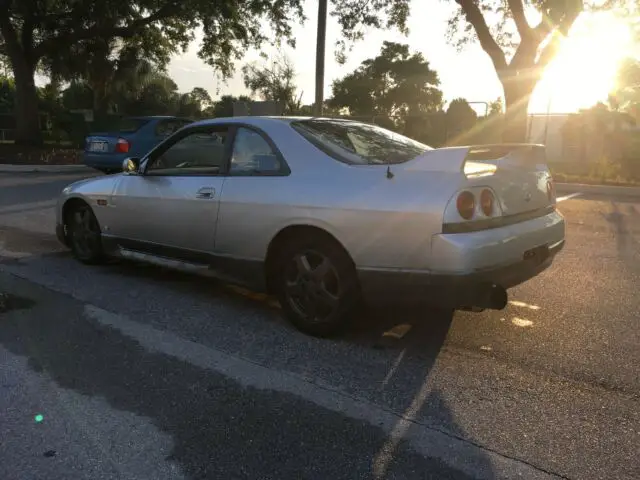 1994 nissan skyline r33 gtst