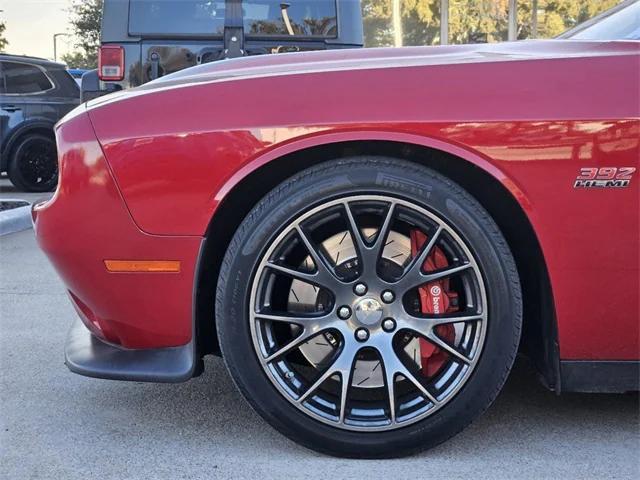 2016 dodge challenger srt 392