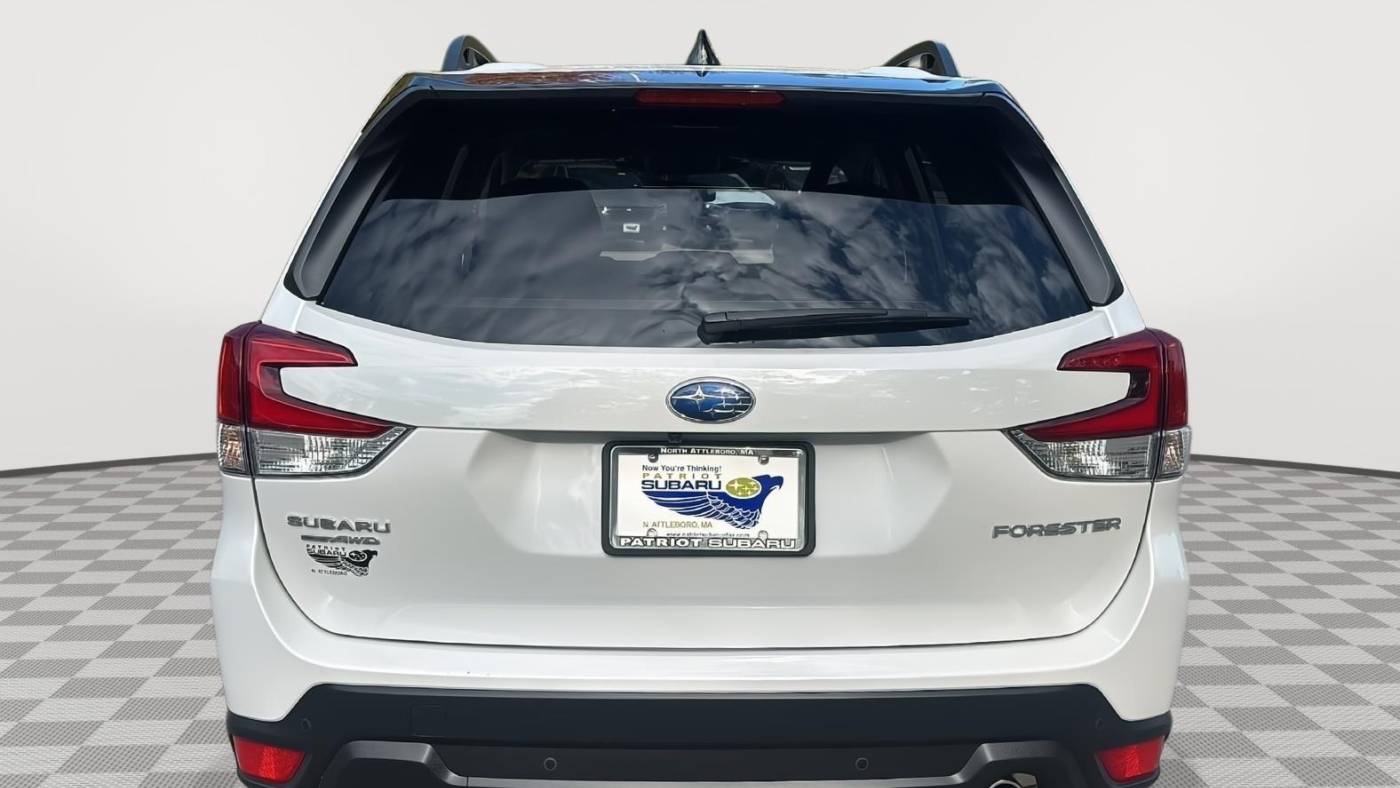 2024 subaru forester limited