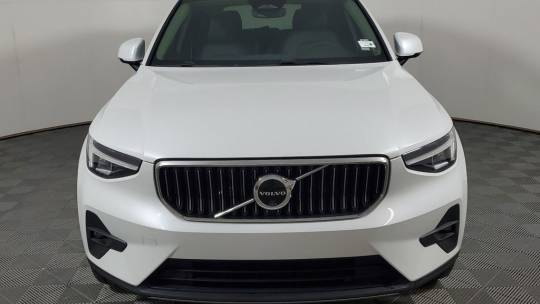 2024 Volvo XC40