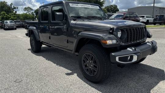 2024 Jeep Gladiator