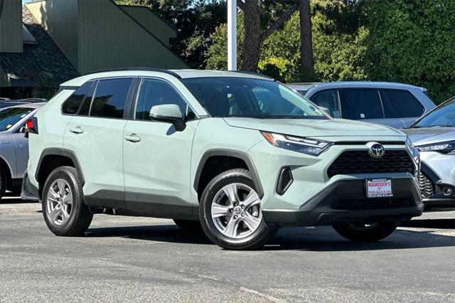 2022 toyota rav4 xle
