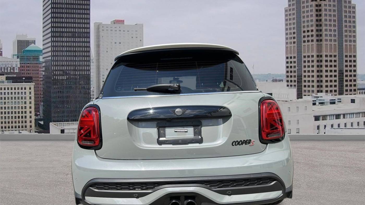 2022 mini hardtop 2 door cooper s