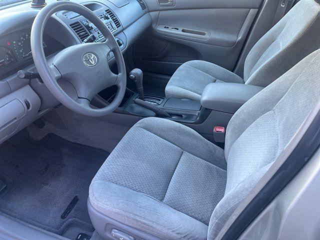 2004 toyota camry le