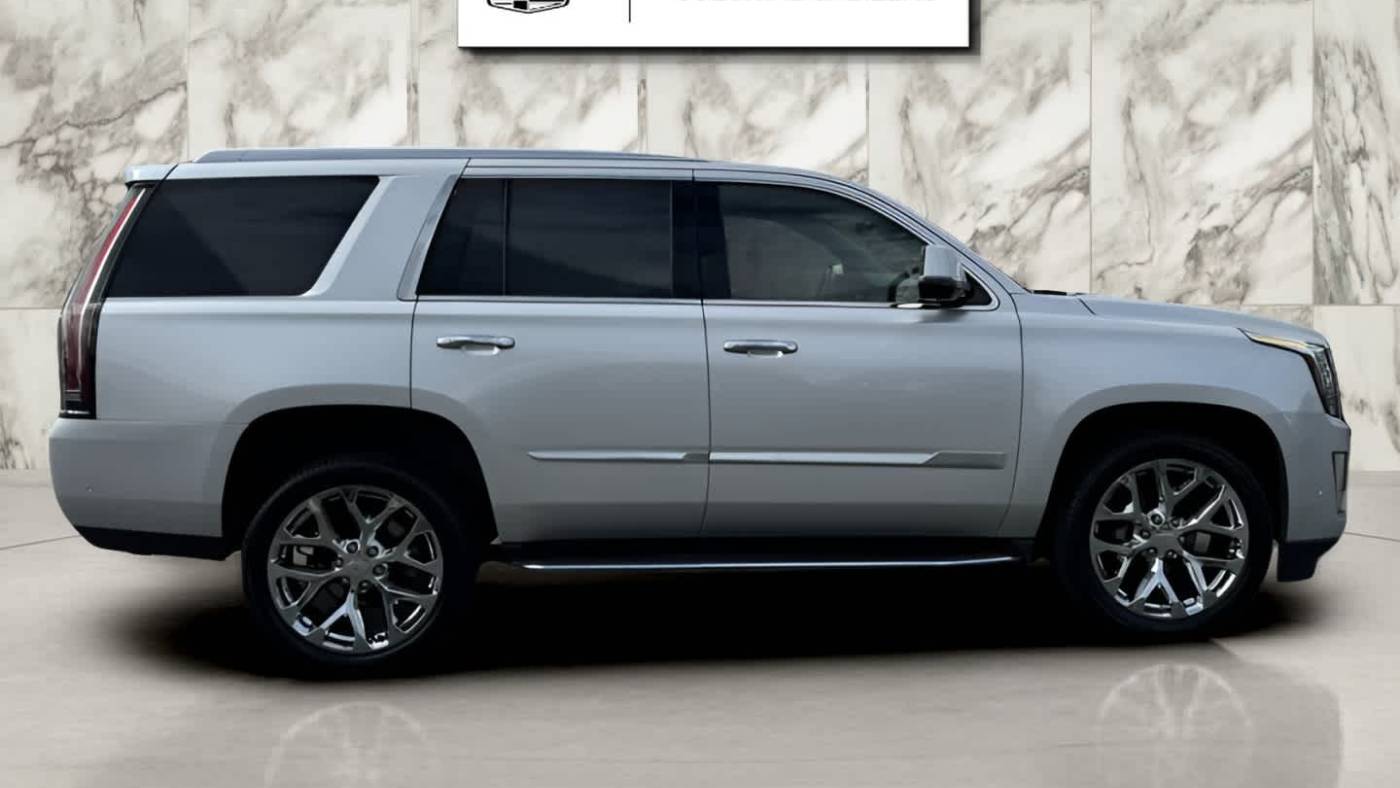 2017 cadillac escalade luxury