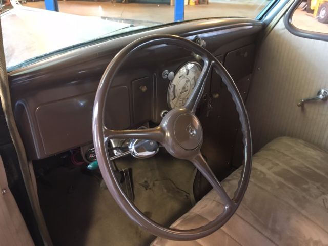 1936 plymouth 4 door sedan, street rod