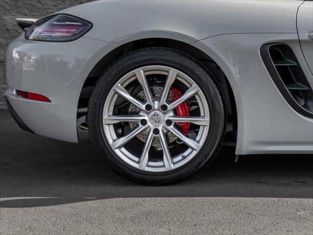 2023 porsche 718 boxster s