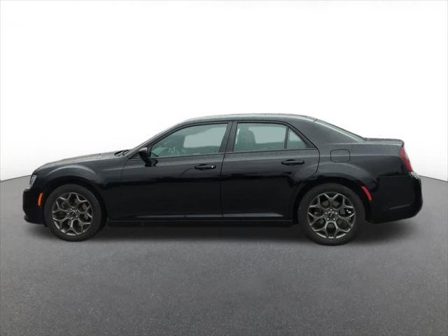 2016 chrysler 300 s