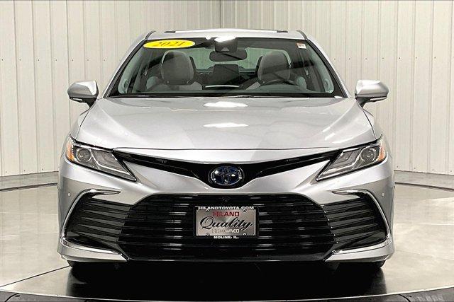 2021 toyota camry hybrid xle