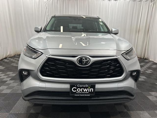 2024 toyota highlander le