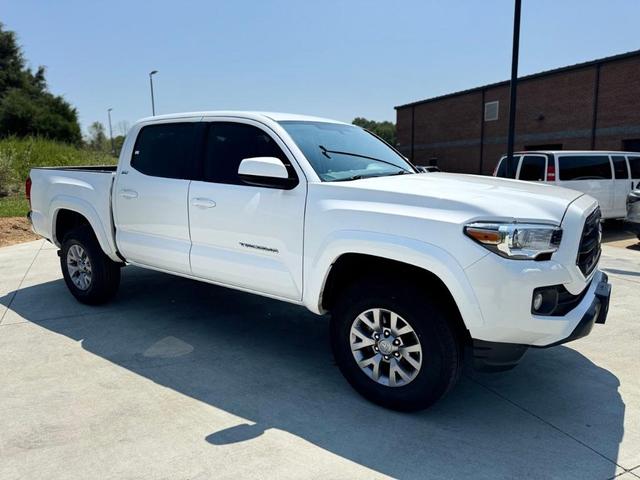 2017 toyota tacoma sr