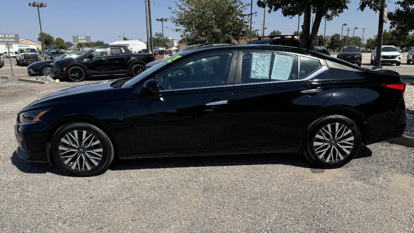 2023 nissan altima 2.5 sv