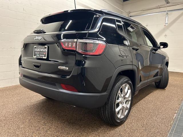 2024 jeep compass latitude lux