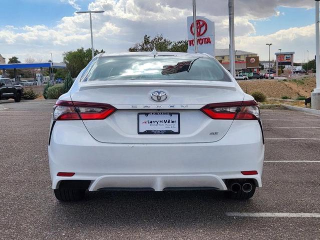 2024 toyota camry se