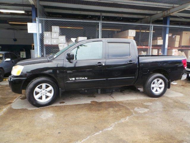 2011 nissan titan sv 4x2 sv 4dr crew cab swb pickup for sale in honolulu, hawaii