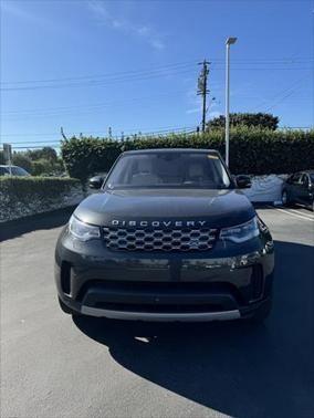 2022 land rover discovery