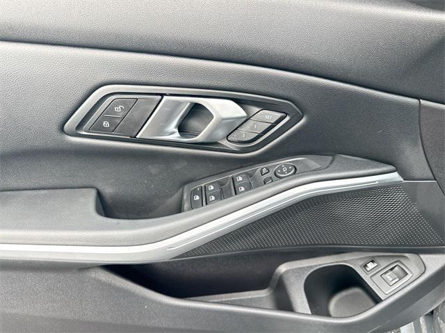 2024 bmw 330e base