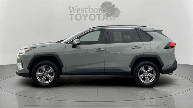 2022 toyota rav4 xle