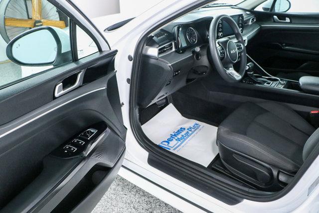 2022 kia k5 lxs