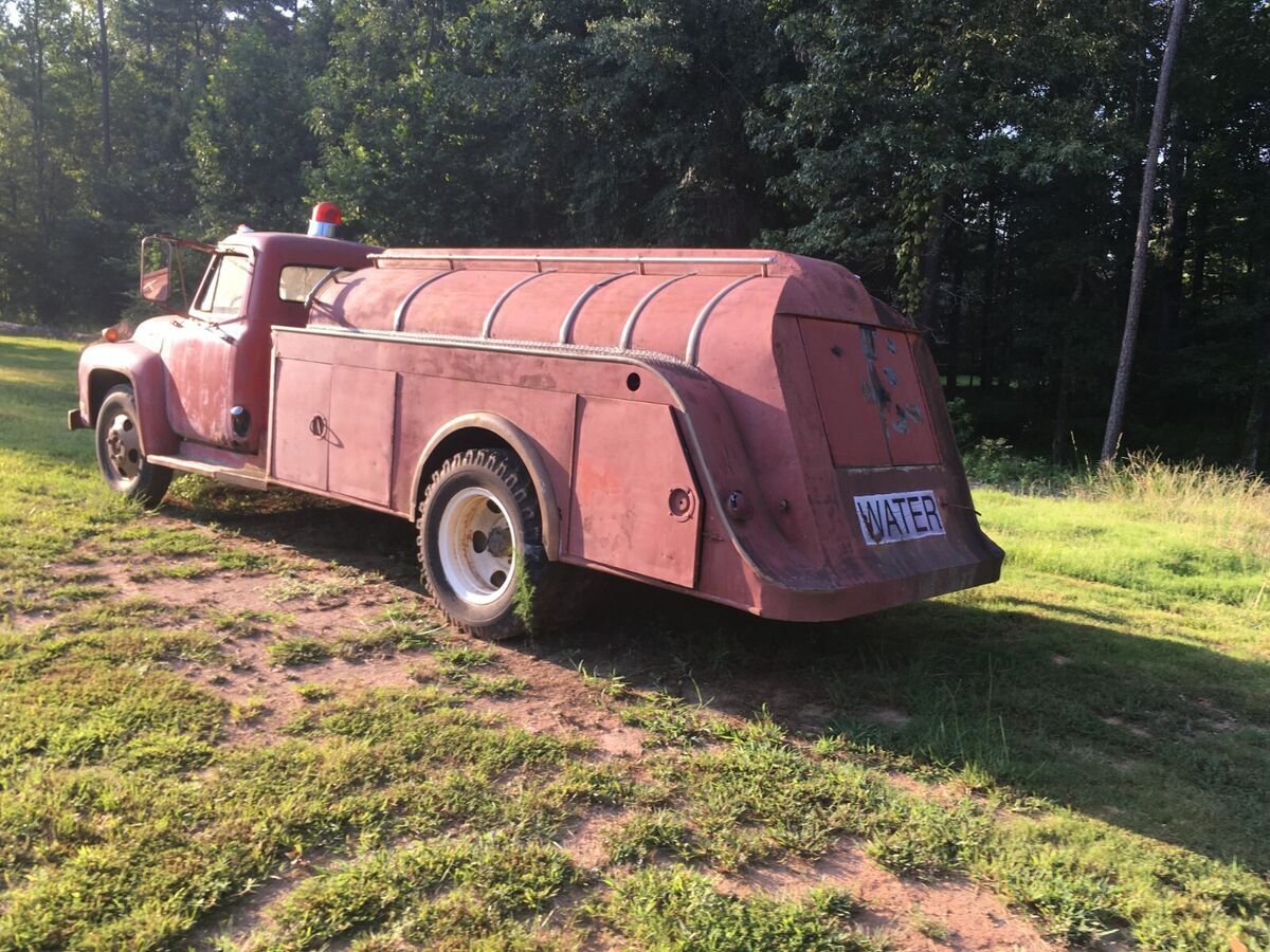 1955 ford water truck v8 4/2 with 5 seperate tanks