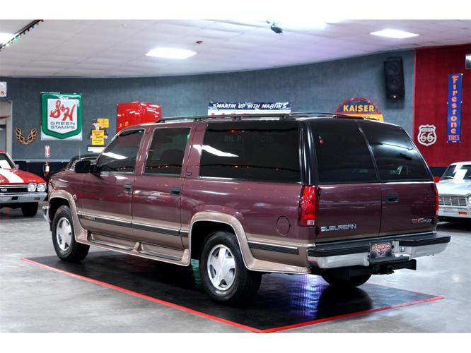 1997 gmc suburban in homer city, pennsylvania