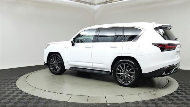 2023 lexus lx 600 base