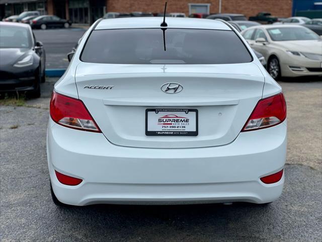 2016 hyundai accent se